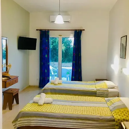 Banos And Swimming Pool *