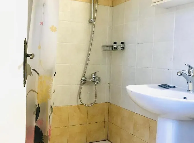 Apartment Banos And Swimming Pool *