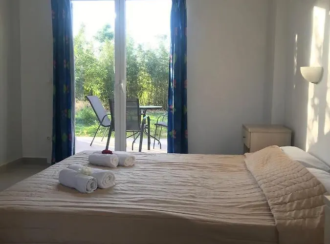Banos And Swimming Pool Apartment