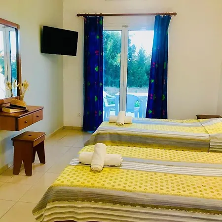 Daire Banos And Swimming Pool *