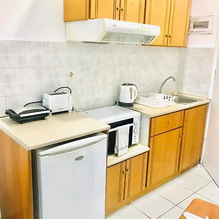 Daire Banos And Swimming Pool *