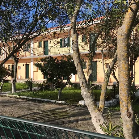 Banos And Swimming Pool *